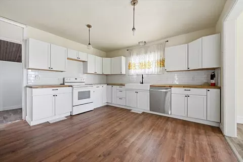 Kitchen - 145 S Galena St, Lead, SD 57754 photo 2 of 3