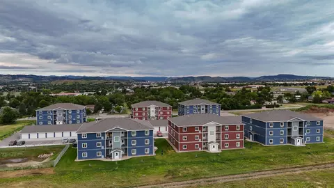 1050 Valley View Dr, Rapid City, SD 57701
