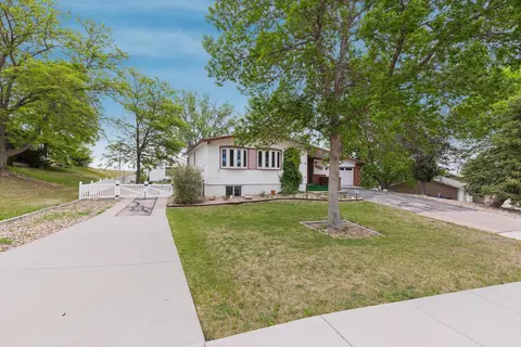 Exterior - 2806 Maple Ave, Rapid City, SD 57701 photo 2 of 7