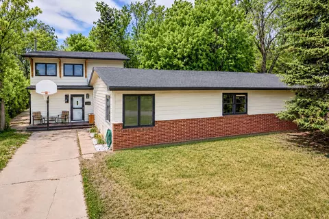 4533 S Canyon Rd, Rapid City, SD 57702