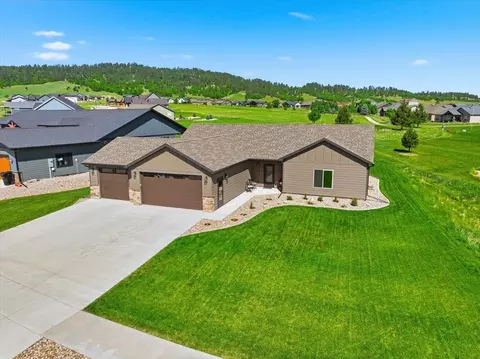7920 Duke Pkwy, Spearfish, SD 57783