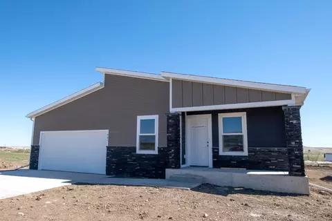 Exterior - 461 Yelner Dr, Box Elder, SD 57719 photo 2 of 4