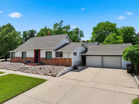 1615 9th St, Rapid City, SD 57701