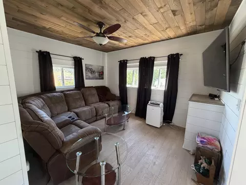 Living - 106 Columbus St, Lead, SD 57754 photo 2 of 4