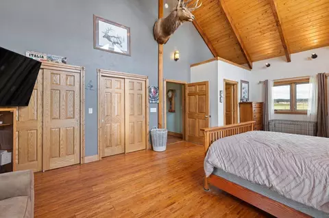 Bedroom - 11892 Katherine Ct, Custer, SD 57730 photo 2 of 5