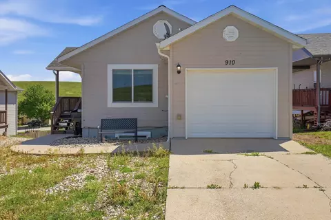 Exterior - 910 Heritage Dr, Spearfish, SD 57783 photo 9 of 9
