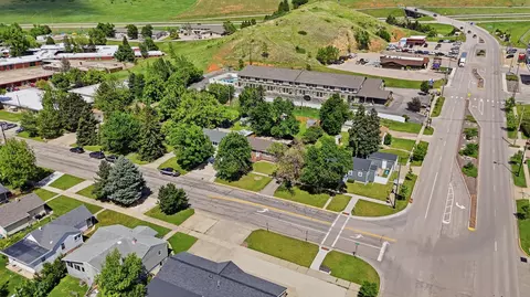 View/Area - 822 N 10th St, Spearfish, SD 57783 photo 2 of 9