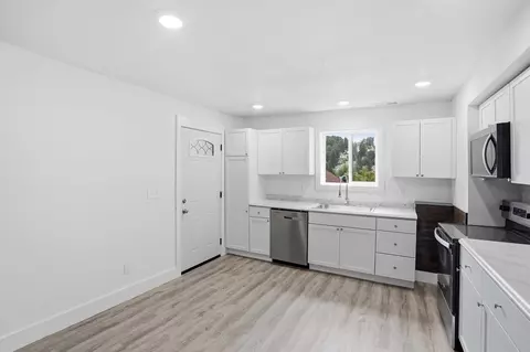 Kitchen - 611 Railroad Ave, Lead, SD 57754 photo 6 of 6