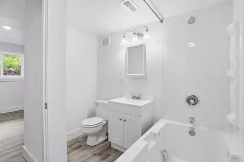 Bath - 611 Railroad Ave, Lead, SD 57754 photo 6 of 6