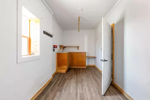 908 W H St, Edgemont, SD 57735 photo 12