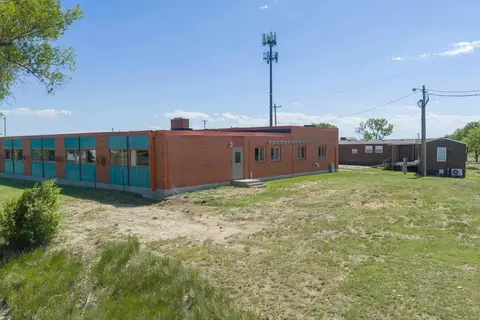 908 W H St, Edgemont, SD 57735 photo 41