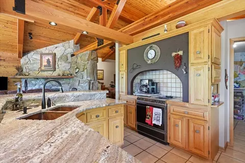 Kitchen - 616 Rio Dr, Spearfish, SD 57783 photo 2 of 4