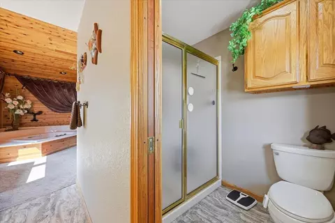 Bath - 616 Rio Dr, Spearfish, SD 57783 photo 5 of 7
