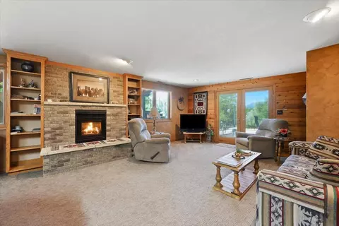 Living - 616 Rio Dr, Spearfish, SD 57783 photo 3 of 3