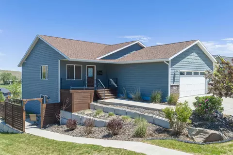 212 E Bengal Dr, Rapid City, SD 57701