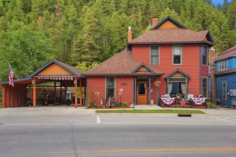 152 Charles St, Deadwood, SD 57732