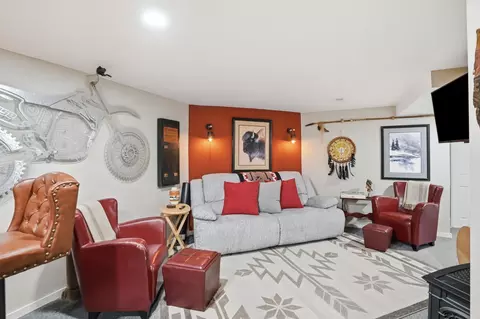 Living - 152 Charles St, Deadwood, SD 57732 photo 4 of 5