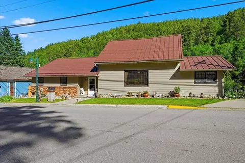 Exterior - 875 Main St, Deadwood, SD 57732 photo 5 of 7