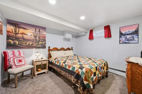 Bedroom - 875 Main St, Deadwood, SD 57732 photo 5 of 5