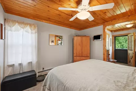 Bedroom - 875 Main St, Deadwood, SD 57732 photo 2 of 5