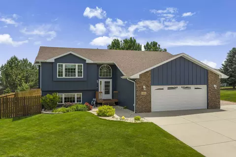 9850 Kingsbury Ct, Summerset, SD 57718