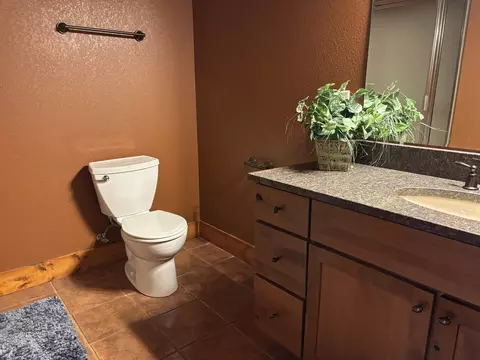Bath - 188 Oak Ridge Rd, Spearfish, SD 57783 photo 6 of 7