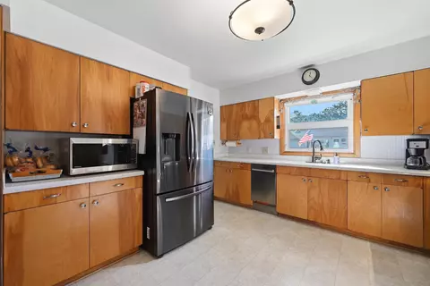Kitchen - 405 Sunset Rd, Lead, SD 57754 photo 2 of 3