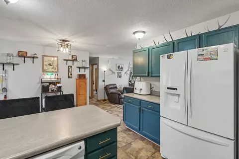 Kitchen - 3403 12th Ave, Spearfish, SD 57783 photo 3 of 6