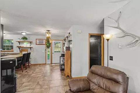 Entry Way - 3403 12th Ave, Spearfish, SD 57783 photo 3 of 3