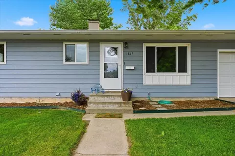 Exterior - 1817 7th Ave, Belle Fourche, SD 57717 photo 2 of 4