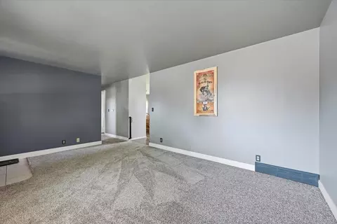 Living - 1817 7th Ave, Belle Fourche, SD 57717 photo 2 of 3