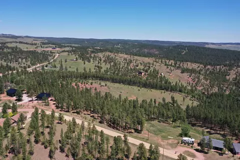 13752 Borglum Rd, Keystone, SD 57751