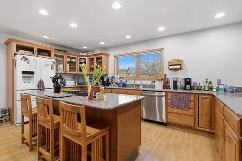Kitchen - 24492 Oak Meadows Ct, Keystone, SD 57751 photo 2 of 5