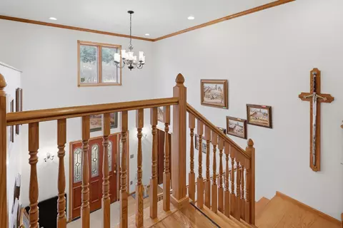 Entry Way - 24492 Oak Meadows Ct, Keystone, SD 57751 photo 3 of 4