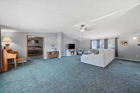 1210 Foothills Dr, Spearfish, SD 57783 photo 3