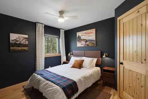 Bedroom - 11754 Caledonia Trl, Custer, SD 57730 photo 3 of 3