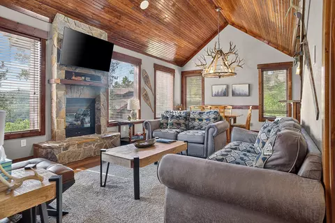 Living - 21183 Gilded Mountain Loop, Lead, SD 57754 photo 1 of 6