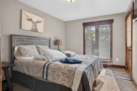 Bedroom - 21183 Gilded Mountain Loop, Lead, SD 57754 photo 4 of 8