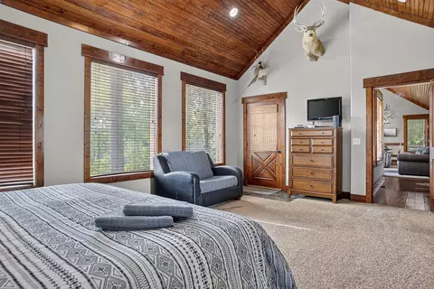 Bedroom - 21183 Gilded Mountain Loop, Lead, SD 57754 photo 1 of 8