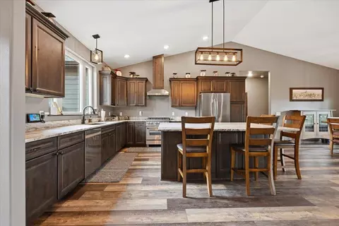 Kitchen - 20726 Morning Star Rd, Lead, SD 57754 photo 1 of 3