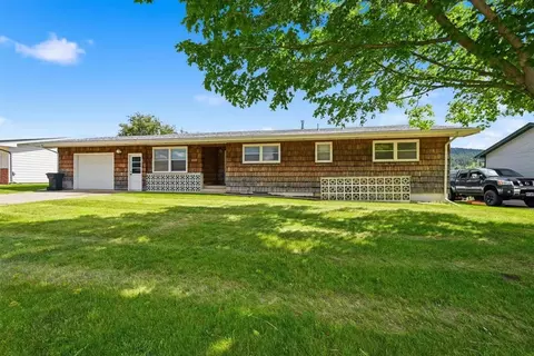 Exterior - 219 Lariat Dr, Spearfish, SD 57783 photo 3 of 4