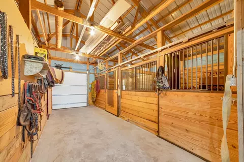 Entry Way - 25361 S Lightning Creek Rd, Custer, SD 57730 photo 4 of 5