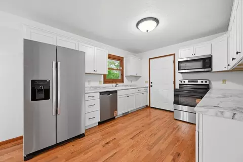 Kitchen - 705 Pine Road Pne, Spearfish, SD 57783 photo 3 of 3