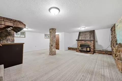 Living - 705 Pine Road Pne, Spearfish, SD 57783 photo 4 of 4