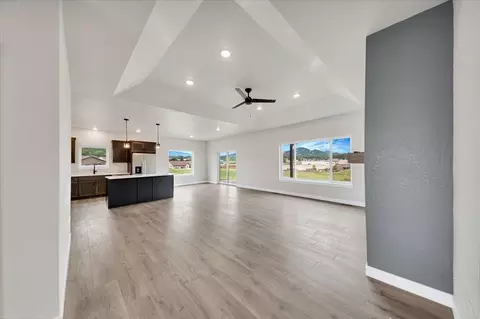 Living - 229 Stone Hl, Custer, SD 57730 photo 1 of 3