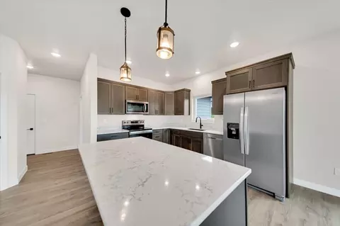 Kitchen - 229 Stone Hl, Custer, SD 57730 photo 2 of 3