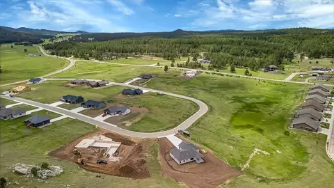 View/Area - 229 Stone Hl, Custer, SD 57730 photo 3 of 7