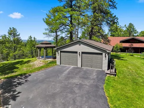 Exterior - 172 W Pine St, Spearfish, SD 57783 photo 7 of 9
