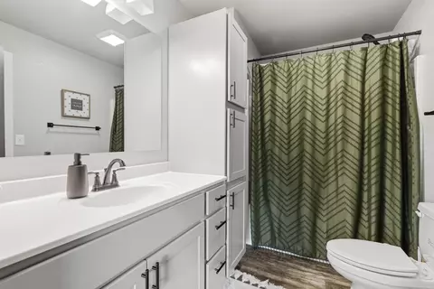 Bath - 657 Rachel Ln, Box Elder, SD 57719 photo 1 of 2