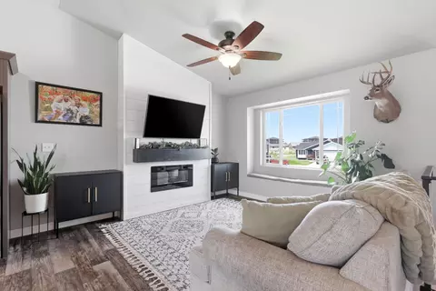 Living - 657 Rachel Ln, Box Elder, SD 57719 photo 1 of 1
